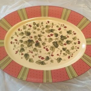 Waverly garden oval planter